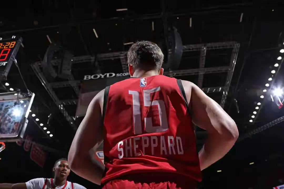 entit, 范弗里特连, 火箭不必恐 entit, 范弗里特连, 火箭不必恐