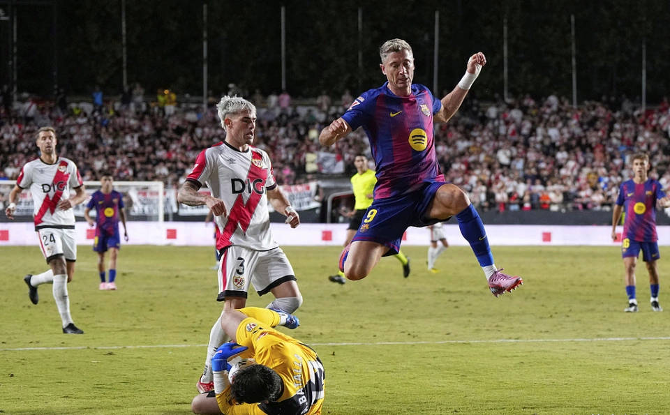 巴萨将仍有 巴萨将仍有